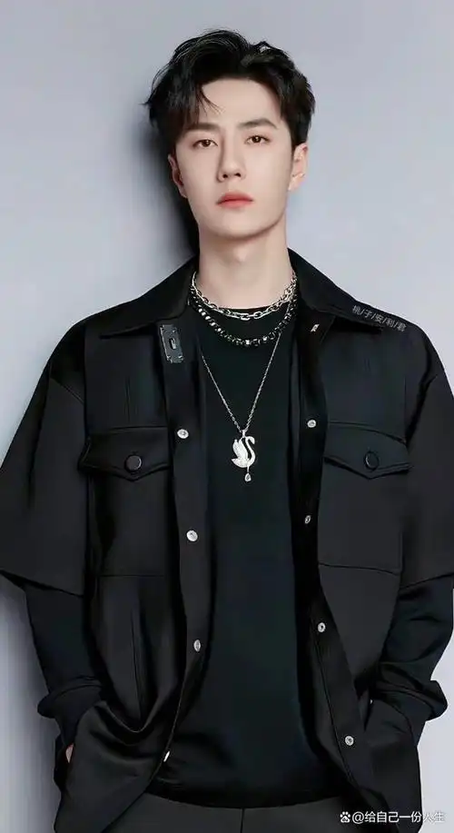 王一博方打假进组传言,速度太慢引粉丝不满,需要次次辟谣吗?