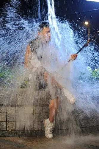 蔡李佛拳爆笑剧照王宝强被泼冷水