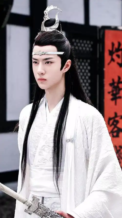 古装男神王一博的蓝忘机肖战的魏无羡焦恩俊的李寻欢可有人记得