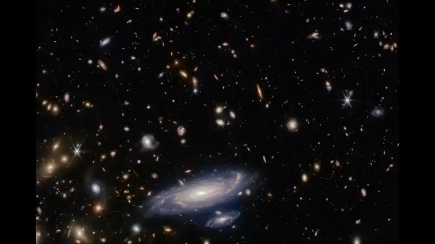 天文#星系团,美丽的宇宙,这是望远镜拍的