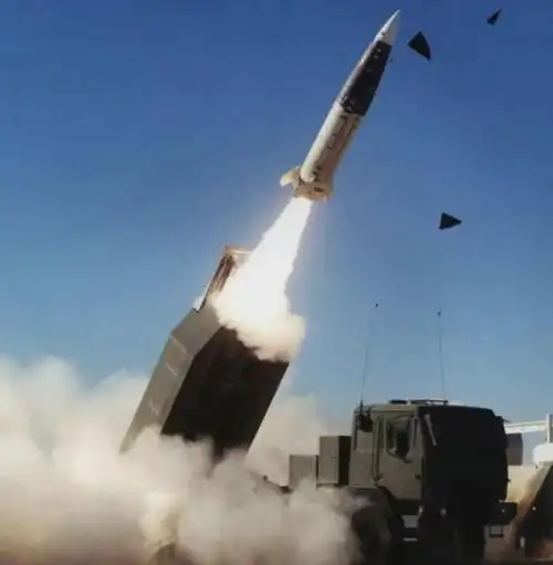 乌媒戳穿锆石导弹是俄国防部骗局弹头重量和海马斯相当