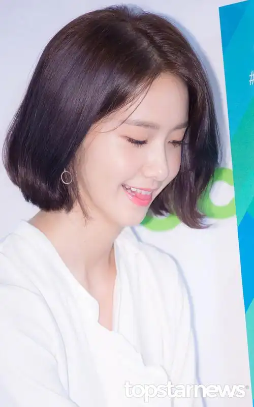 一组林允儿短发的特写,大家觉得如何? zt