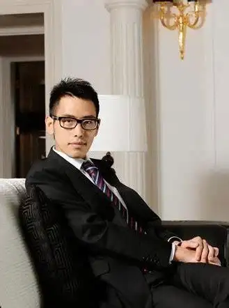 汤臣集团董事长汤臣集团董事长是谁2022已更新今日热点