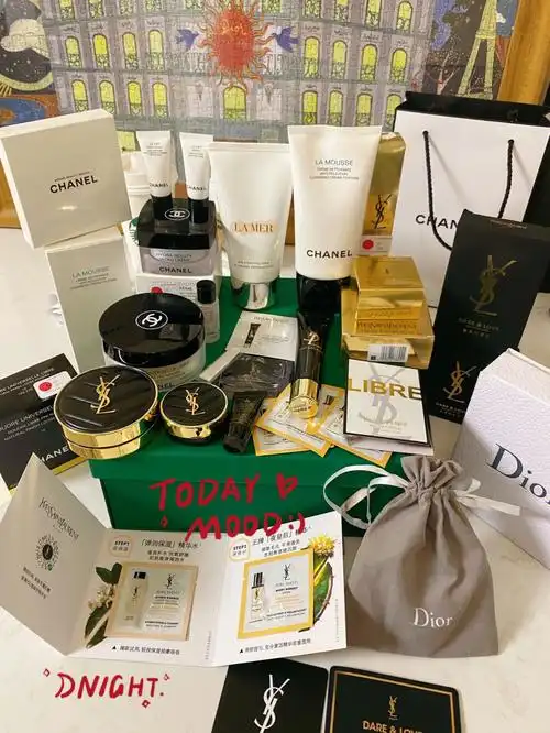 skp店庆买的一部分化妆品合集1