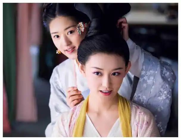 蒋依依|高颜值_网易订阅