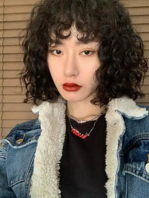 短发羊毛卷无敌可爱那种复古小卷好打理