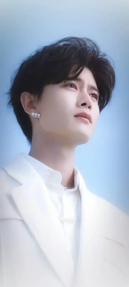 晚安,梦中任@任嘉伦allen  任嘉伦|卡大头版壁纸 9p  #任嘉伦#rjl