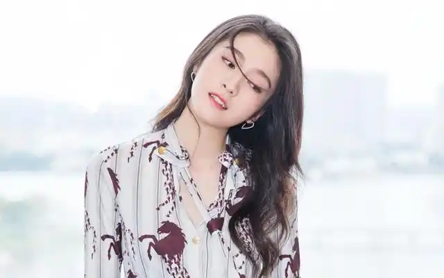 张艺兴张雪迎知乎(张艺兴张雪迎豆瓣)-中纳网