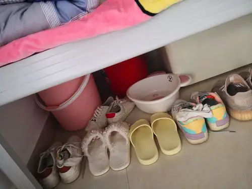 12.11日书香苑女生宿舍13-16楼检查