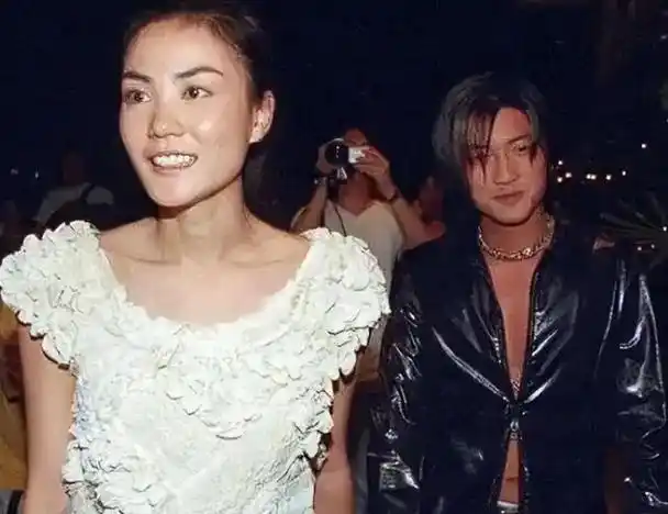 华晨宇频繁惹争议引来前辈点评不断敢说真话的还得是谢霆锋