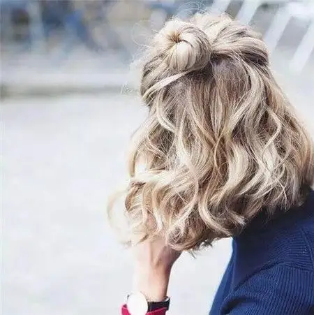 仙气半扎发发型 回头率百分百