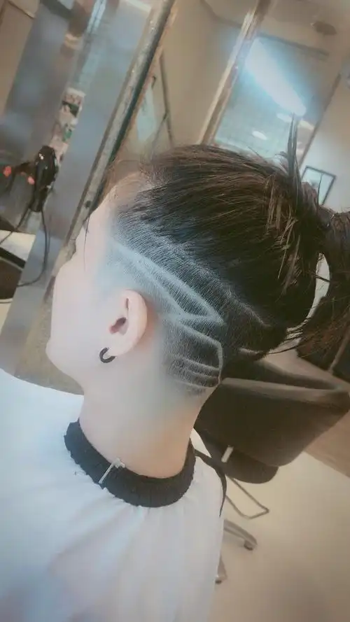 "剃后脖"短发,9月必火.