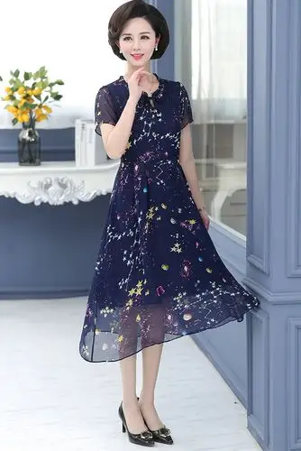 中年女士连衣裙子妈妈装2020新款春夏女长袖中老年女装百搭裙