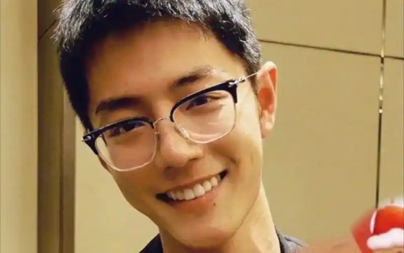 【肖战】寸头下的百变风格战.