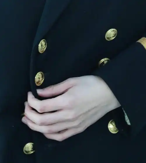 晒出最好看的手##蔡徐坤 青你2制作人代表