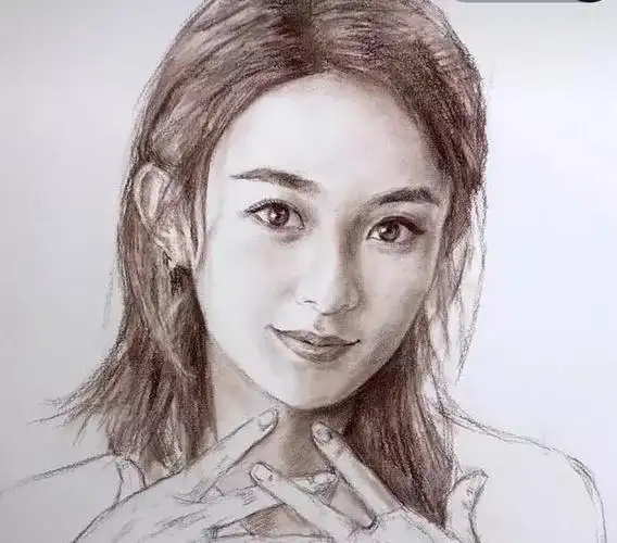 美术生实力"速写"明星画像,关晓彤是真漂亮,赵丽颖脸成这样?
