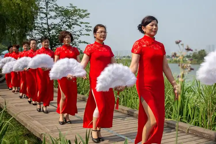 我形我秀旗袍秀 - 美篇