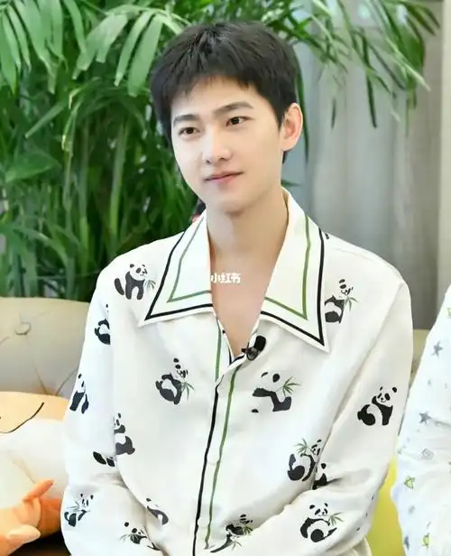 这是三十岁的杨洋