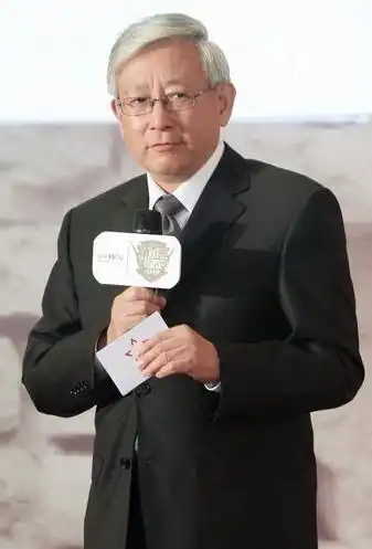 江西卫视挖角凤凰卫视前副台长曹景行转会