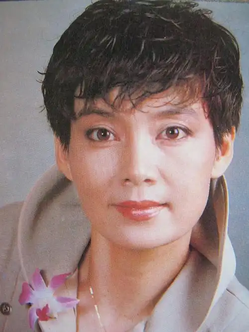 潘虹hong pan的图片