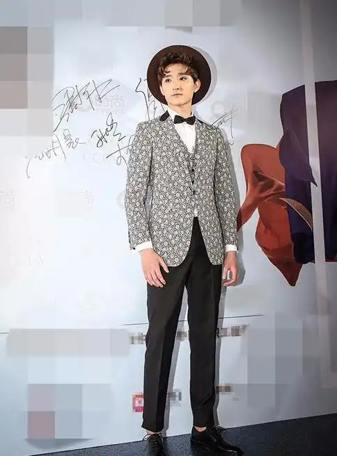 于小彤童星出道拍戏多年作品还是这么少,1米9身高成他拍戏难题