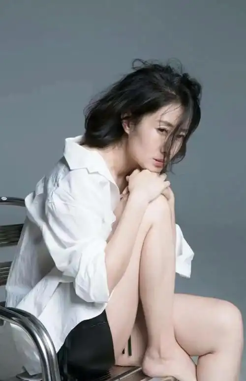 刘敏涛高清写真13_网易订阅