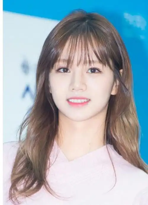 影剧之光:韩国女神 李惠利作品解读,美图展现荧幕魅力