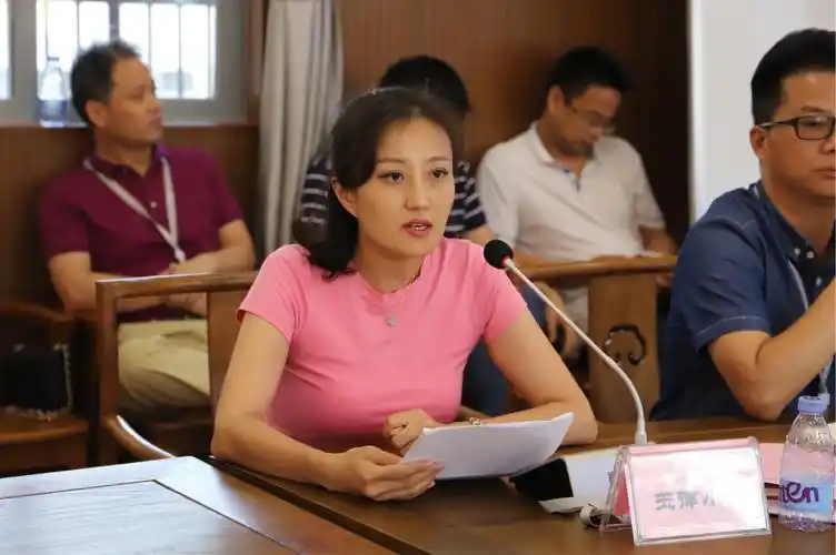 玉律小学王婷校长