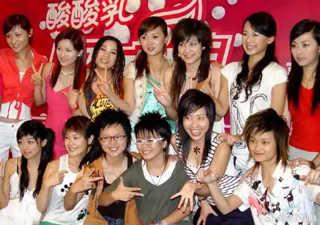 超女20周年了##距离第一届超女已经过去20年了