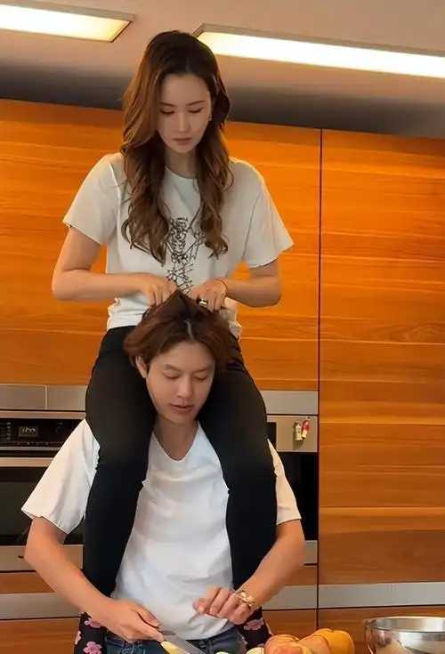 李多海上韩综,称在中国带货收入高,感叹:只有她和秋瓷炫能直播