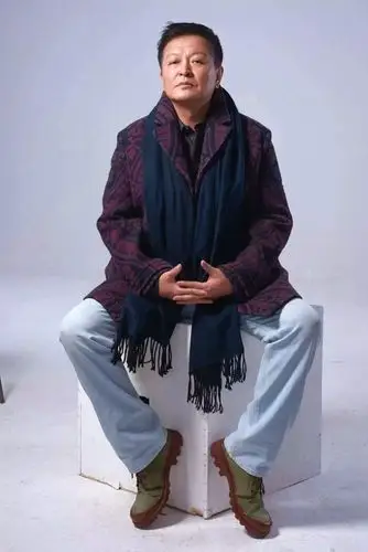 杨亚洲具有西部情结的平民导演