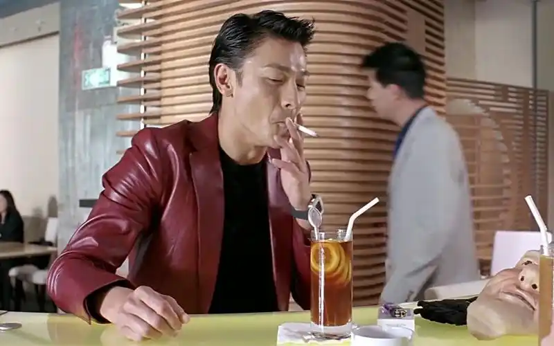 港片:华仔用香烟,就能杀人于无形