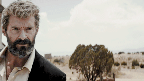 胡须男gif皱眉gif连毛胡子gif小眼睛gif