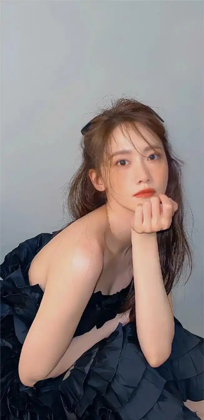 一组林允儿壁纸