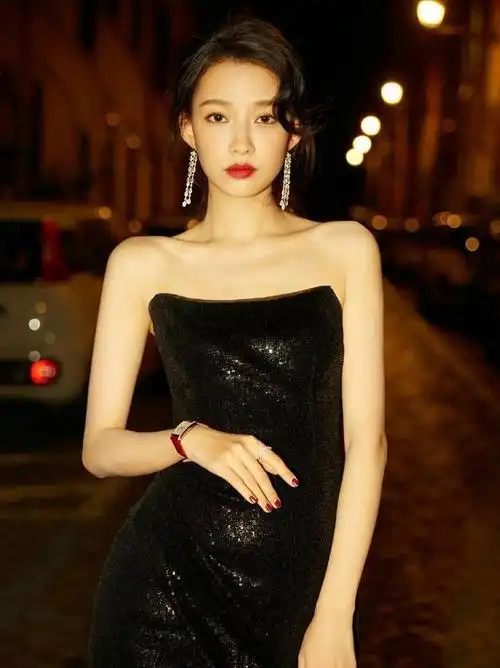 孙怡女儿两岁了一点也没耽误貌美如花这才是人生赢家吧