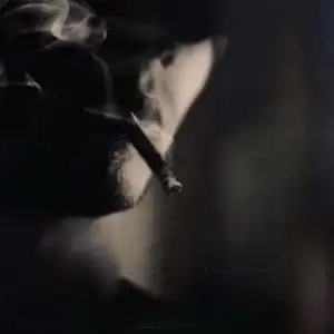 微信头像抽烟沧桑男