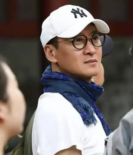 周杰:因林心如一句话背17年黑锅,无戏可拍改行开农场,身家过亿_琼瑶