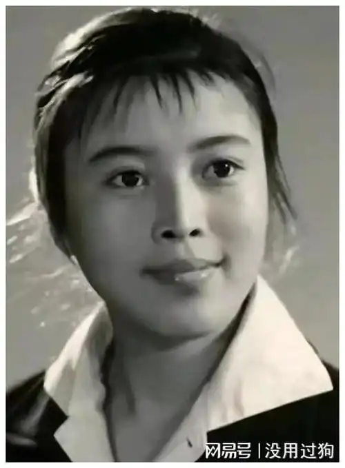 丁嘉丽未婚先孕4次堕胎婚内出轨与孙红雷姐弟恋被唾弃