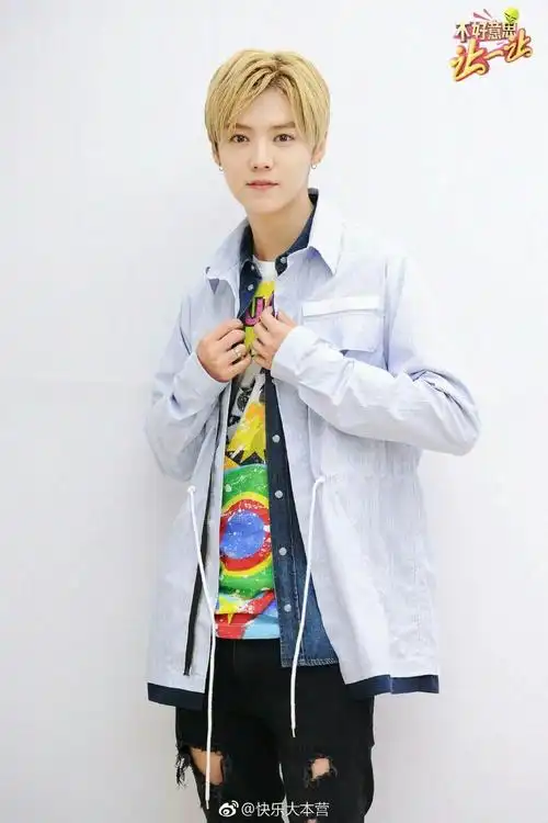 记得你喜欢白色,记得的你喜欢双眼皮女生,记得你喜欢听你自己的歌