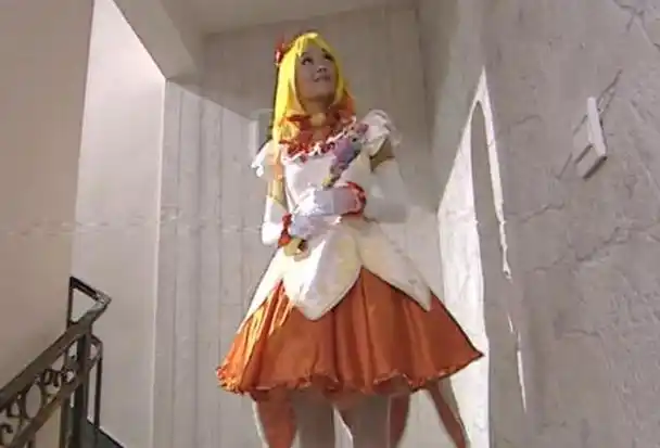 最新巴啦啦小魔仙小蓝的变身:小蓝的历代改版造型(1)