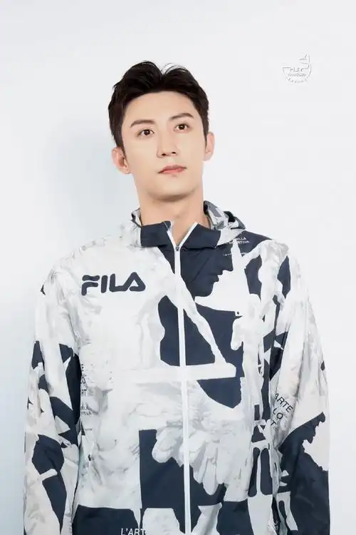 fila时尚运动代言人黄景瑜##黄景瑜说今年会有四部作品播出