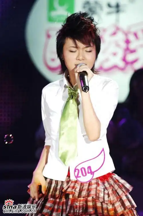 影音娱乐 音乐 2006超级女声专题 正文 朱雅琼深情演唱  点击此处查看