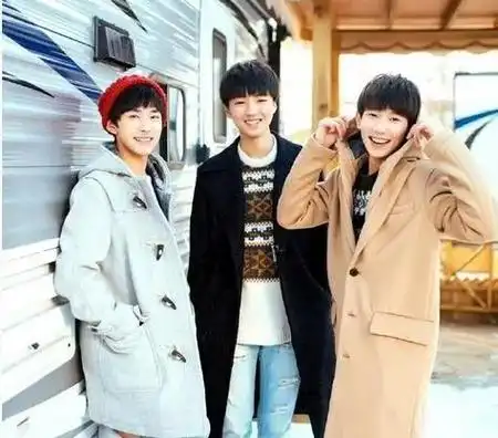 王俊凯王源易烊千玺十年是被对比的十年,但还好各自都有好的方向