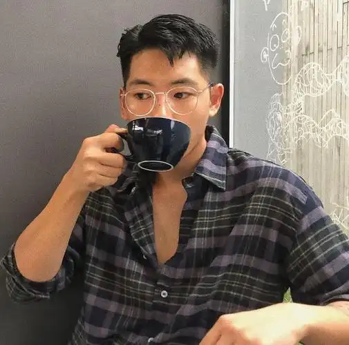 look3:三七分发型