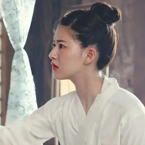 传闻中的陈芊芊|赵露思×陈芊芊.cr:ariana胡图图