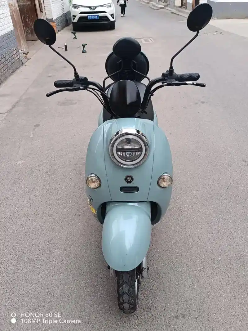 二手电动车 爱玛小龟王踏板电摩,60v五块电池,有需要的联 - 抖音