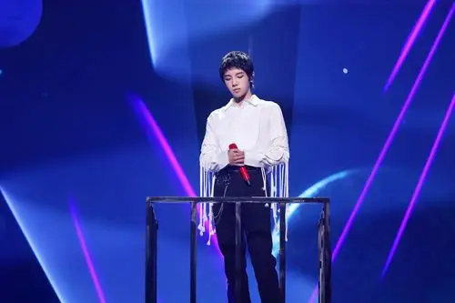 王牌对王牌第二期迎来李焕英剧组华晨宇重唱亲爱的小孩感动全场