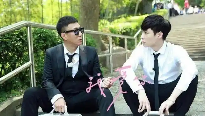 孙红雷连续9年为张艺兴庆生#孙红雷连续9年发文祝张艺兴生日快馈