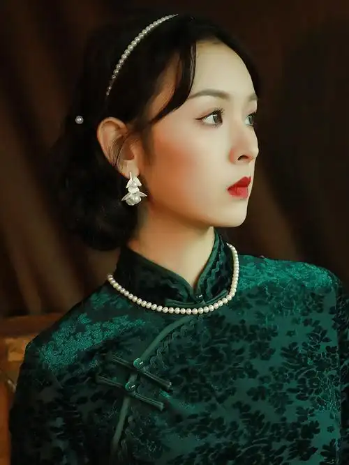 绿色旗袍长款性感气质名媛改良上海复古民国军阀旗袍