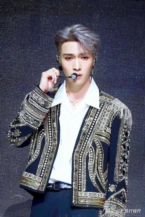 张艺兴真人和相片差距有多大?